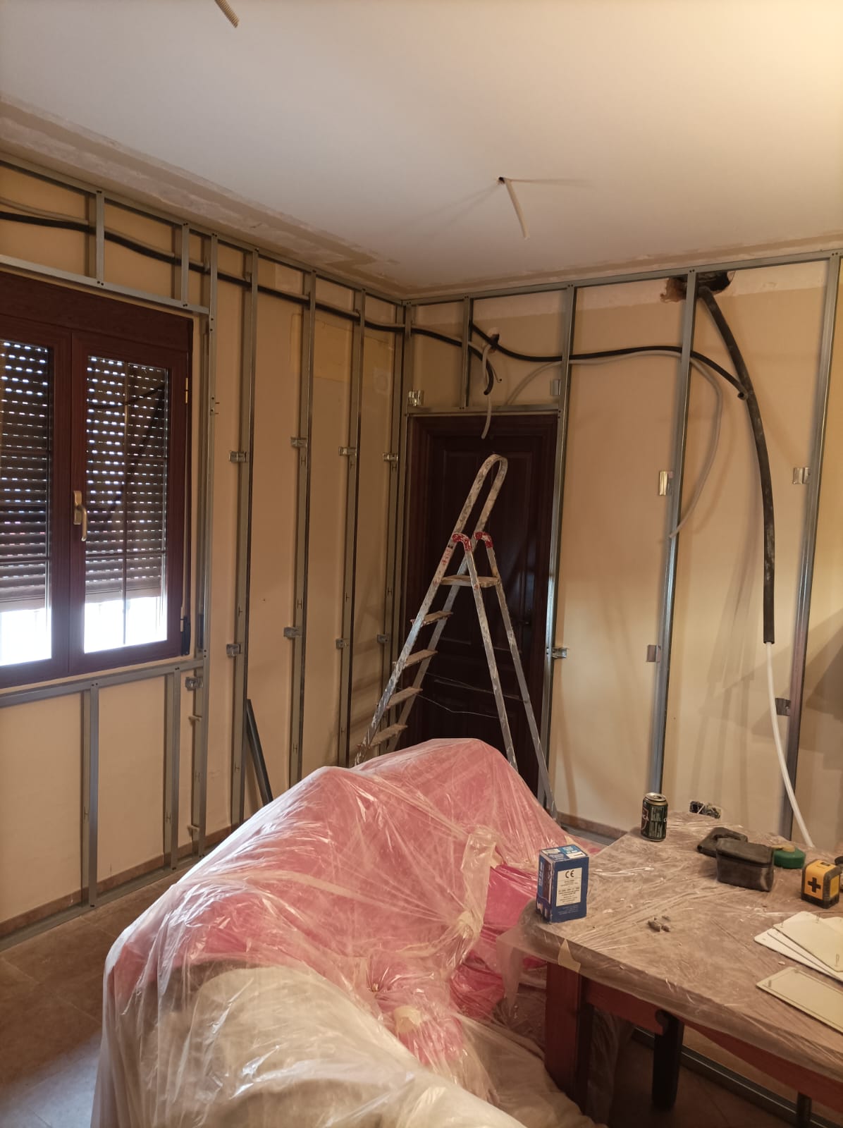 Rehabilitación dormitorio José María Pascual Guarromán Jaén reformas interiores
